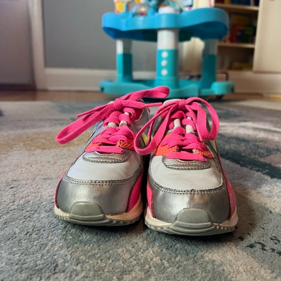 Nike Air Max 90 Ltr Little Kids Style: 724853-001 Size: 1Y Silver Pink - Picture 2 of 6